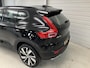 Volvo XC40 2.0 T4 R-Design / NL Auto / Leder/Alcantara Bekleding / Navigatie / Elektrische Kofferbak / Camera / Adaptive Cruise Control / 20 Inch Velgen /
