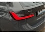 BMW 3-Serie Touring 330e xDrive | Sportleder | Head-Up | Laserlicht | Comfort Access | Memory