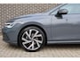 Volkswagen Golf 1.5 eTSI 150pk DSG United | Navigatie | Stoelverwarming | Achteruitrijcamera