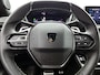 Peugeot 2008 1.2 Hybrid GT 145pk Automaat | Elektrische Stoel met Massage | Leder/Alcantara | Navigatie | Climate Control | Cruise Control | Camera Voor + Achter | 17"LMV | Keyless Entry/Start | Dodehoekdetectie | Apple Carplay/Android Auto |