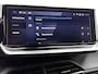 Peugeot 2008 1.2 Hybrid GT 145pk Automaat | Elektrische Stoel met Massage | Leder/Alcantara | Navigatie | Climate Control | Cruise Control | Camera Voor + Achter | 17"LMV | Keyless Entry/Start | Dodehoekdetectie | Apple Carplay/Android Auto |