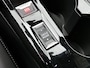 Peugeot 2008 1.2 Hybrid GT 145pk Automaat | Elektrische Stoel met Massage | Leder/Alcantara | Navigatie | Climate Control | Cruise Control | Camera Voor + Achter | 17"LMV | Keyless Entry/Start | Dodehoekdetectie | Apple Carplay/Android Auto |
