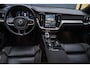 Volvo V60 2.0 T8 Plug-in hybrid AWD Plus Bright | Trekhaak | Verwarmbare voorruit | Pilot Assist | Park Assist