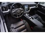 Volvo V60 2.0 T8 Plug-in hybrid AWD Plus Bright | Trekhaak | Verwarmbare voorruit | Pilot Assist | Park Assist