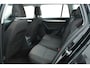Skoda Octavia Combi 1.6 TDI Greentech Elegance Businessline Trrekhaak, Climate, navi