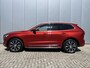 Volvo XC60 2.0 T6 Recharge AWD Inscription Exclusive Trekhaak Panoramadak Leer Navigatie ACC BLIS 20 Inch Velgen Harman Kardon Pilot Assist Adaptive Cruise Control Head Up Display DAB Apple Carplay Extra Getint Glas NL Auto Plug-in Hybride 1e Eigenaar BTW Auto