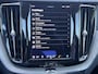 Volvo XC60 2.0 T6 Recharge 340 pk AWD Inscription Exclusive Trekhaak Panoramadak Navigatie Blis 20 Inch Velgen Harman Kardon Pilot Assist ACC Head Up Display DAB Carplay Getint Glas NL Auto Plug-in Hybride 1e Eigenaar BTW Auto