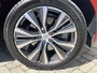 Volvo XC60 2.0 T6 Recharge AWD Inscription Exclusive Trekhaak Panoramadak Navigatie Blis 20 Inch Velgen Harman Kardon Pilot Assist ACC Head Up Display DAB Carplay Getint Glas NL Auto Plug-in Hybride 1e Eigenaar BTW Auto