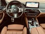 BMW 5-Serie Touring 530e M-Sport Panoramadak Driving Ass Prof Keyless Rondzicht Camera Elek Stoelen Stoel + Stuurverwarming ACC DAB Head-Up Shadow Line BTW Tansanit Blauw ! Plug In Hybride 1e Eigenaar BTW Auto