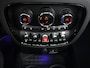 MINI Clubman 1.5 Cooper Chili | Panoramadak | Leder | Stoelverwarming | Navigatie | Climate control | Cruise control | Full LED