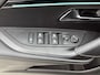 Peugeot 2008 1.2 Hybrid GT 145pk Automaat | Navigatie | Climate Control | Cruise Control | Camera | LED | 17"LMV | Keyless Entry/Start | Sfeerverlichting |