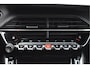 Peugeot e-2008 EV GT-Line 50 kWh | Pano | Camera | Keyless | DAB | Stoelverwarming | Carplay | Full LED