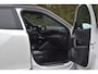 Peugeot e-2008 EV GT-Line 50 kWh | Pano | Camera | Keyless | DAB | Stoelverwarming | Carplay | Full LED