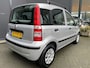 Fiat Panda 1.2 Sky Automaat - Airco - Parkeersensoren achter - Dakrails - Elektrische ramen voor - Radio/cd speler