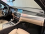 BMW 5-Serie Touring 520i High Executive AUT. M-PAKKET PANO DEALERONDERH. PARKEERSENSOREN VOOR EN ACHTER CRUISE CONTROL NAVI STOELV