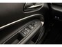 Jeep Avenger 1.2 e-Hybrid Summit | Navigatie | Automaat | 18'' lichtmetalen velgen | Two-tone lak | JBL audio | Elektrische achterklep | LED | Sfeerverlichting