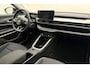 Jeep Avenger 1.2 e-Hybrid Summit | Navigatie | Automaat | 18'' lichtmetalen velgen | Two-tone lak | JBL audio | Elektrische achterklep | LED | Sfeerverlichting