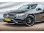 Mercedes-Benz A-klasse 180 Business Solution AMG Ambient Cruise Navigatie Camera Sportstoelen Leer LED 19" LMV