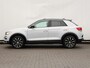 Volkswagen T-Roc 1.5 TSI Style 150PK | Navigatie | Trekhaak | Camera | Parkeersensoren | Dealer onderhouden