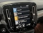 Volvo XC40 Plug-in Hybrid T4 R-Design | Lederen bekleding | Navigatie | Elektrische stoelverstelling | Stoel- en stuurverwarming | Climate control | Achteruitrijcamera | LED koplampen | Cruise control | Parkeersensoren voor + achter | Apple Carplay / Android Auto |