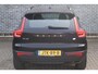 Volvo XC40 1.5 T4 Recharge R-Design | Plug-in Hybrid (PHEV) | Lederen bekleding | Achteruitrijcamera | Navigatie | Elektrische stoelverstelling | Stoel- en stuurverwarming | LED koplampen | Cruise control | Parkeersensoren | Apple Carplay / Android Auto