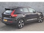 Volvo XC40 1.5 T4 Recharge R-Design | Plug-in Hybrid (PHEV) | Lederen bekleding | Achteruitrijcamera | Navigatie | Elektrische stoelverstelling | Stoel- en stuurverwarming | LED koplampen | Cruise control | Parkeersensoren | Apple Carplay / Android Auto