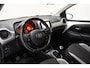 Toyota Aygo 1.0 VVT-i x-play [ navi camera airco ]