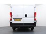 Peugeot Boxer 2.2 BlueHDi 120 L2H2 3.0t | NIEUW BPM VRIJ! | Achteruitrijcamera | Airco | Apple Carplay/Android Auto|telefoonintegratie premium