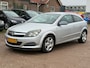 Opel Astra GTC 1.4 Edition/ LOOPT OP 3 CILINDERS