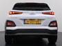 Hyundai Kona Electric EV 64kWh 204pk SOH 100% Premium Leer Warmtepomp Head-Up Display Apple Carplay Android Navi Camera Elektr.Stoelen+Leer+Verwarmd+Gekoeld Adaptive Cruise/Stop&Go Forward-Collision-Avoidance-Assist (FCA) Led Keyless DAB+ Keyless Krell®-Audio Pdc Subwoofer Bluetooth Dodehoek detector Privacy Glas Rijstrooksensor 1e Eigenaar Origineel Nederlandse Auto  € 48.210 nieuw!