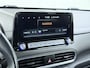 Hyundai Kona Electric EV 64kWh 204pk SOH 100% Premium Leer Warmtepomp Head-Up Display Apple Carplay Android Navi Camera Elektr.Stoelen+Leer+Verwarmd+Gekoeld Adaptive Cruise/Stop&Go Forward-Collision-Avoidance-Assist (FCA) Led Keyless DAB+ Keyless Krell®-Audio Pdc Subwoofer Bluetooth Dodehoek detector Privacy Glas Rijstrooksensor 1e Eigenaar Origineel Nederlandse Auto  € 48.210 nieuw!
