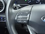 Hyundai Kona Electric EV 64kWh 204pk SOH 100% Premium Leer Warmtepomp Head-Up Display Apple Carplay Android Navi Camera Elektr.Stoelen+Leer+Verwarmd+Gekoeld Adaptive Cruise/Stop&Go Forward-Collision-Avoidance-Assist (FCA) Led Keyless DAB+ Keyless Krell®-Audio Pdc Subwoofer Bluetooth Dodehoek detector Privacy Glas Rijstrooksensor 1e Eigenaar Origineel Nederlandse Auto  € 48.210 nieuw!