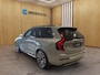 Volvo XC90 2.0 T8 Plug-in hybrid AWD Ultra Black Edition Executive | Extra getint glas achter | Gelamineerde zijruiten rondom | 22" 7-dubbelspaaks Glossy Black Diamond Cut | Actieve luchtvering met FOUR-C | Massagefunctie voorstoelen | Bowers & Wilkins audiosysteem