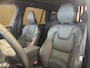 Volvo XC90 2.0 T8 Plug-in hybrid AWD Ultra Black Edition Executive | Extra getint glas achter | Gelamineerde zijruiten rondom | 22" 7-dubbelspaaks Glossy Black Diamond Cut | Actieve luchtvering met FOUR-C | Massagefunctie voorstoelen | Bowers & Wilkins audiosysteem