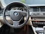 BMW 5-Serie Touring 520i High Executive 2e Eigenaar,Navi,Leder,Automaat,Dealer Onderhouden,Elekt.Stoelen,Pdc V+A,N.A.P,Lm velgen,184pk,Apk tot 07-2026