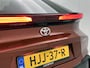 Toyota C-HR 1.8 Hybrid 140 Dynamic | Navigatie | Camera | LM velgen | Climate Control | Cruise Control Adaptief | Bi-Tone |