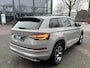 Skoda Kodiaq 1.5 TSI Sportline Business AUTOMAAT | PANORAMADAK | ADAPTIEVE CRUISECONTROL | CAMERA | ELEKTRISCHE STOEL/KOFFERRUIK | STANDKACHEL | STOELVERWARMING VOOR + ACHTER | SKODA DEALER ONDERHOUDEN | RIJKLAAR GELEVERD