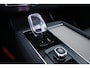 Volvo XC90 2.0 T8 Plug-in hybrid AWD Ultra Dark | Adaptieve Cruise Control | Luchtvering | Trekhaak | Panoramadak | Bowers & Wilkins Audio | Nappa Lederen Bekleding | Stoel-/Stuurverwarming | 360 Parkeercamera | 21" Velgen | Stoelventilatie | Massagefuntie voorstoelen |