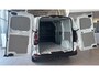 Volkswagen e-Transporter L1H1 218pk 64kWh RWD / Direct leverbaar