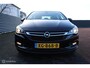 Opel Astra Sports Tourer 1.4 Turbo 150 PK Online Edition, Stoel-stuurverwarming, Trekhaak, Sportstoelen, Pdc voor + achter, Donker glas