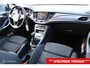Opel Astra Sports Tourer 1.4 Turbo 150 PK Online Edition, Stoel-stuurverwarming, Trekhaak, Sportstoelen, Pdc voor + achter, Donker glas