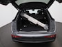 Audi Q5 2.0 TFSI e-hybrid quattro Advanced edition l Adaptive cruise control l Glazen panoramadak l Head-up display l Stoelverwarming l Elektrisch bedienbare bestuurdersstoel met geheugen l Navigatie l Elektrisch verstelbaar stuur l Trekhaak l Privacy glas