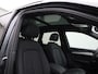 Audi Q5 2.0 TFSI e-hybrid quattro Advanced edition l Adaptive cruise control l Glazen panoramadak l Head-up display l Stoelverwarming l Elektrisch bedienbare bestuurdersstoel met geheugen l Navigatie l Elektrisch verstelbaar stuur l Trekhaak l Privacy glas