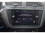 Volkswagen Tiguan 1.5 R-Line TSI ACT 150pk | LED | Trekhaak | Virtual | Climate | Adaptive Cruise | Navigatie | Carplay