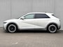 Hyundai Ioniq 5 Lounge 73kWh Automaat / 1.600 kg trekgewicht / 8 jaar Batterijgarantie / Accu SoH 100 % / CCS snelladen / Warmtepomp / HUD / Camera 360° / Leder / Elektrische stoelen & klep / Navigatie / Stuur-, stoel- & achterbankverwarming / 20" LM wielen /