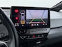 Volkswagen ID.3 First Plus 58kWh 204pk Camera Trekhaak 19"lm Adap.Cruise Matrix-Led Navi-Pro Ecc Apple Carplay Android Auto Pdc SOH 90% Lmv Stoel+Stuurverwarming Wifi Rijstrooksensor Origineel Nederlandse Auto € 43.675,- nieuw