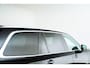 Volvo XC90 2.0 T8 Twin Engine AWD Inscription Head up - B&W - Parkeerverwarming met timer - Zonneschermen achter - Stoelverwarming voor - Visual Park Assist - Luchtvering voor/Achter - Sensus navigatie -