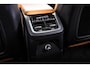 Volvo XC90 2.0 T8 Twin Engine AWD Inscription Head up - B&W - Parkeerverwarming met timer - Zonneschermen achter - Stoelverwarming voor - Visual Park Assist - Luchtvering voor/Achter - Sensus navigatie -
