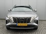 Hyundai Tucson 1.6 T-GDI HEV Comfort Smart / Navigatie / Adaptieve Cruise Control / Fabrieksgarantie t/m 10-2027 / Elektrisch bedienbare achterklep /