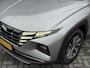 Hyundai Tucson 1.6 T-GDI HEV Comfort Smart / Navigatie / Adaptieve Cruise Control / Fabrieksgarantie t/m 10-2027 / Elektrisch bedienbare achterklep /
